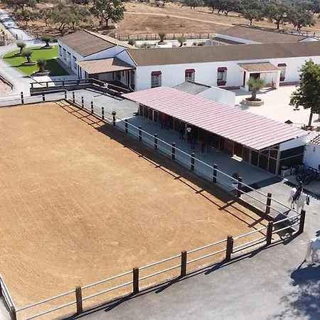 Hacienda Cantalapiedra 펜션 El Ronquillo